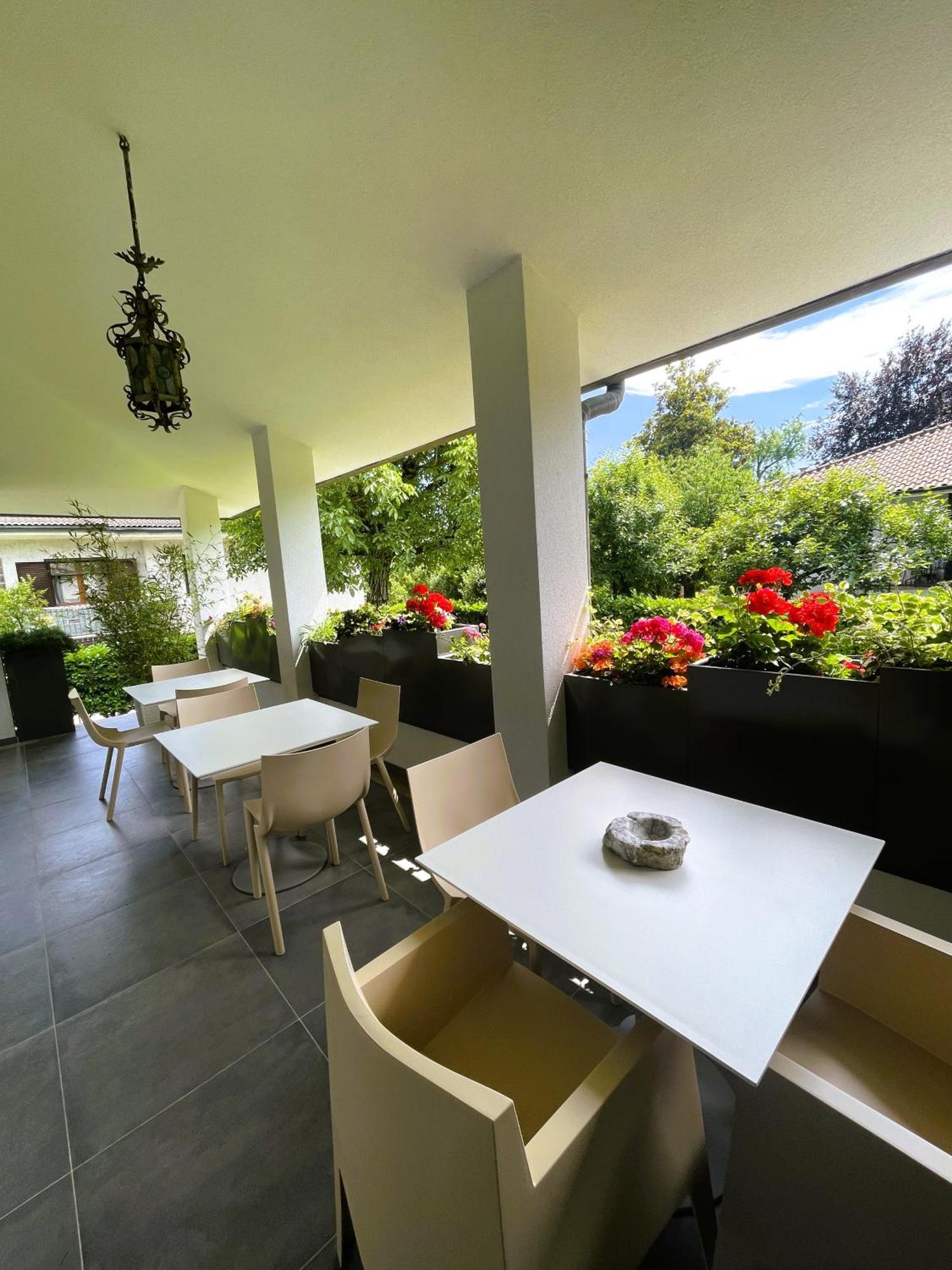 B&B Villa Tersius Trezzano sul Naviglio Exterior photo