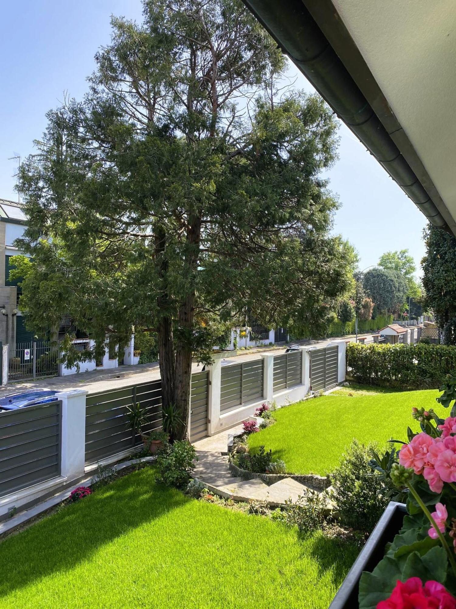 B&B Villa Tersius Trezzano sul Naviglio Exterior photo